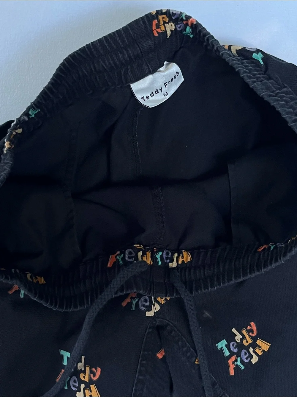 Teddy Fresh Men Retro Logo Black Camp Shorts Pockets Elastic Waist Size M Cotton
